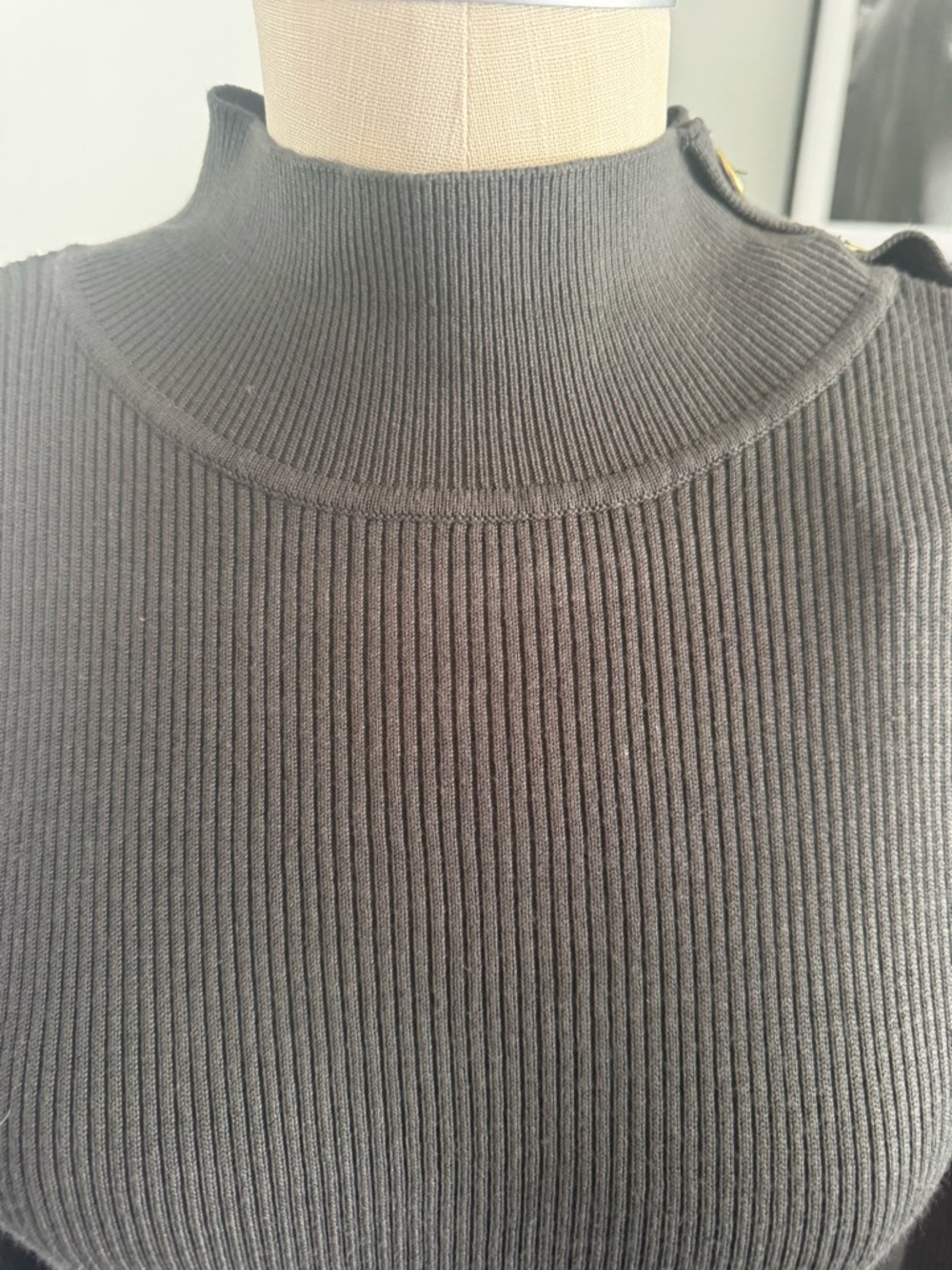BNWT Cable & Gauge Forest Spruce Ribbed Mock Turtleneck. Size Medium - Picture 2 of 11